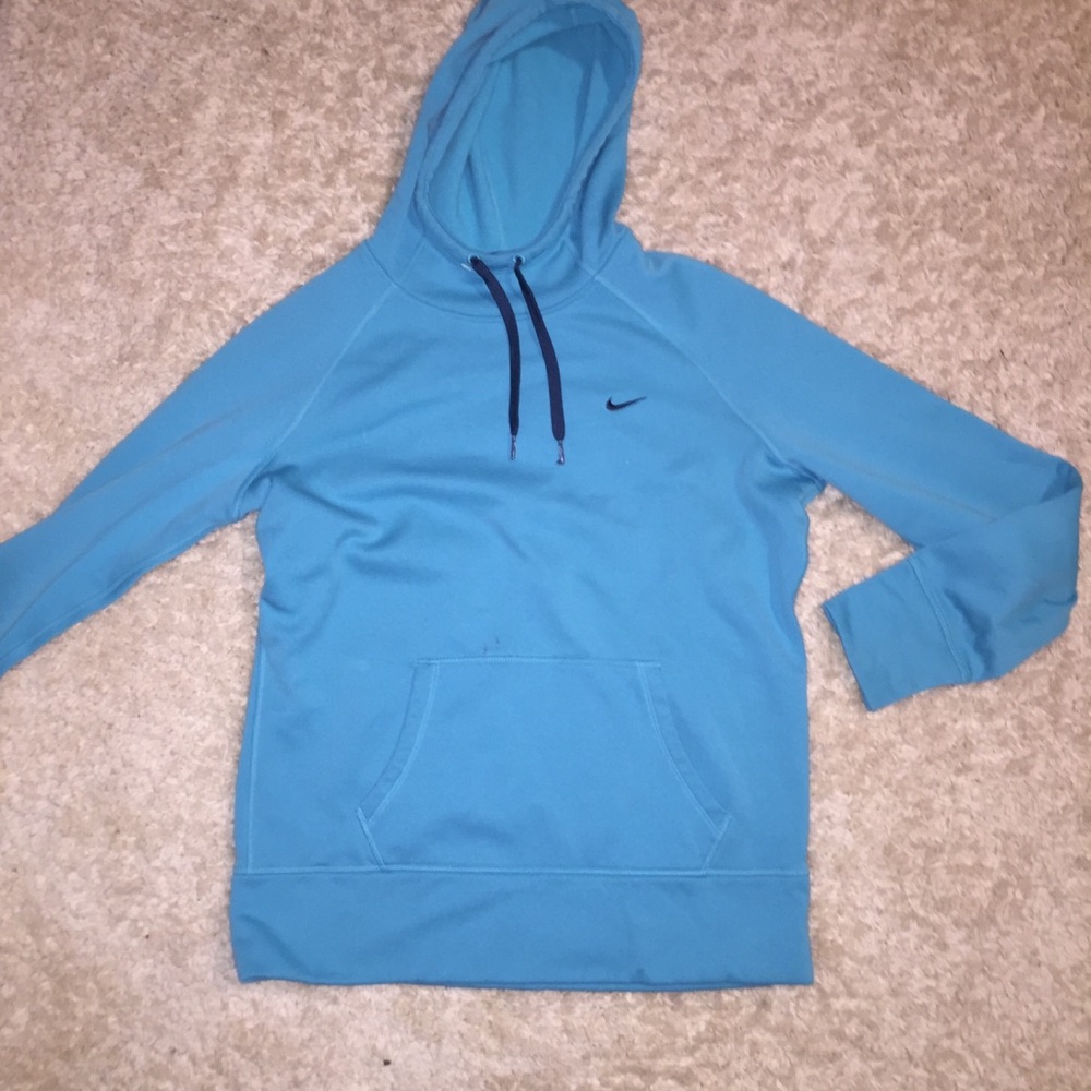 Women’s Nike sweatshirt